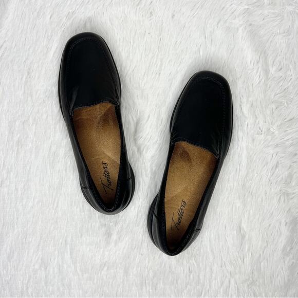 TROTTERS / Jacob black leather slip on comfort loafers / 7.5 - Picture 1 of 10
